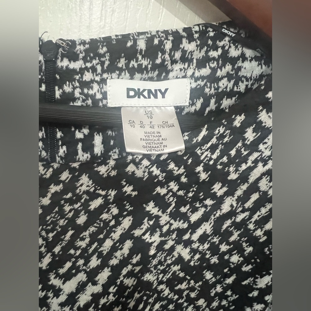 DKNY Black and White Patterned Mini Dress - Picture 5 of 7